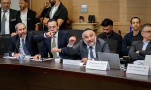 העימות החריף שהתפתח בוועדה