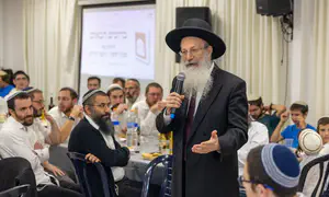 פניני הלכה חדש: "חפצי קודש"
