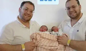התאומים חגגו לידה כפולה - פעמיים