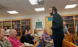 Скандал на конференции Аруц 7: «Земля, отнятая у палестинцев!»