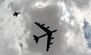 מפציץ B52 התרסק מיד לאחר ההמראה