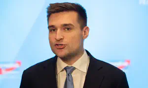 Trump adviser slams 'Iran investment fund' rumors
