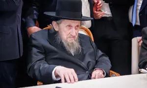«Да поможет Вс-вышний избавиться от них!»