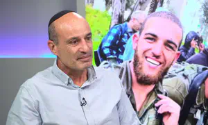 האב השכול: לא לסמוך על כוח בינלאומי