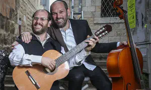 אחרי הנס של יונתן: אהרן רזאל משיק שיר חדש