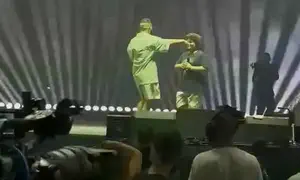 עדן חסון העלה לבמה את נועה: "גיבורה"