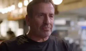 אייל ולדמן: רונן בר צריך להיכנס לכלא