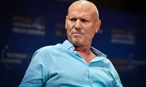 ניצן אלון עונה לסמוטריץ'