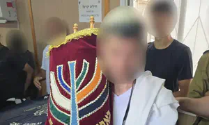 Lone reservist celebrates bar mitzvah at age 36