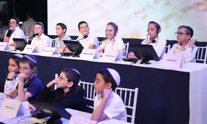 הוכתרו חתני וכלות התנ"ך של אריאל