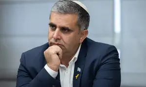 אופיר סופר נגד אחים לנשק: "טעיתי"