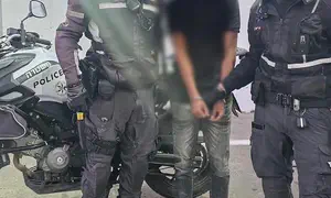 Bus driver's quick thinking leads to arrest of infiltrator