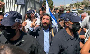 מהומה בביקורו של צבי סוכות ברהט