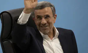 Ahmadinejad’s office denies Mossad recruitment report