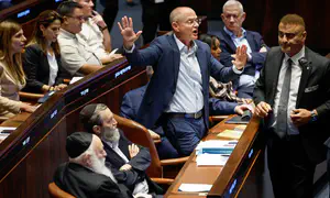 הכנסת אישרה את החוק להפסקת מעצר עריקים