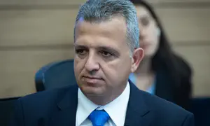 Мэр Рамат-Гана принес пострадавшему авреху извинения и торт