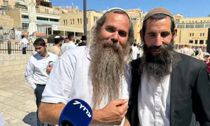 מחוות גלעד להר הבית עם אבני ההריסות