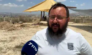 "בניה נתן לי חיבוק ואמר לי: רוץ קדימה"