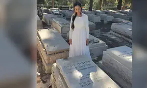 אחותו של אהוביה סנדק עלתה לקברו בשמלת כלה