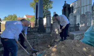 בדרך לישראל: קברי משפחת הרצל נפתחו