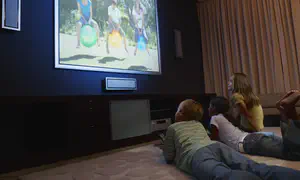 Israel leads world in teen screen addiction