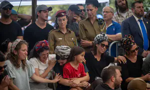 "מבטיחה שהילדים שלנו יגדלו בבית שמח"