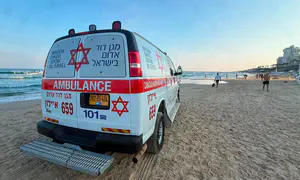 גופת צעיר נפלטה מהים בבת ים