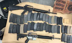 Two M16 Rifles and IDF ammunition seized in the Negev