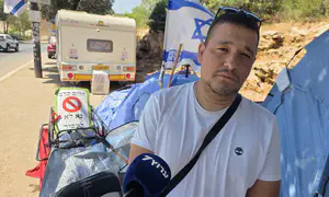 "הכנסת בפגרה, הלומי הקרב לא"