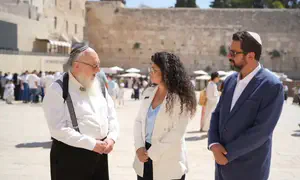 Jonathan Pollard enters political arena