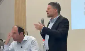 «Если левые придут к власти, здесь будет правительство Сазона»