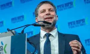 התוכנית של סמוטריץ' מסעירה את העולם הערבי