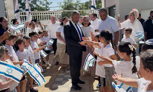 משה ליאון פתח את שנת הלימודים בבי"ס "פלא"