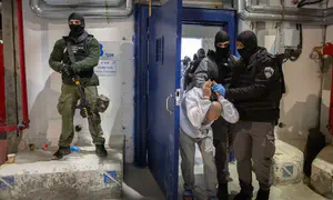 12 אנשי שב"ס נאשמים בהמתת מחבל