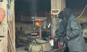 IDF smashes 30 weapons workshops in Shechem