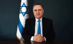 שר הביטחון מבהיר: "לא ניסוג"