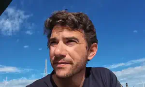 250 ימים לבד בים: הישראלי שעושה היסטוריה