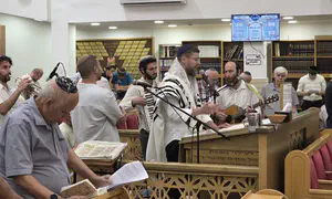 סליחות חוצות מגזרים - בשכונת רמות