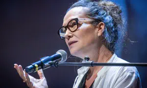 יעל אבקסיס חושפת: 15 שנה עם תהלים