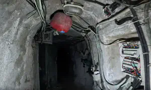 מתחת לרכס: התשתית של חיזבאללה נחשפת