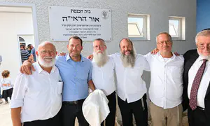 מאות חגגו את חנוכת בית הכנסת בחומש