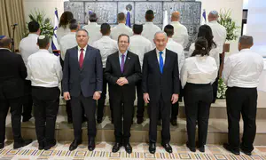 נפיל את המשטר באיראן, נחסל את חמאס