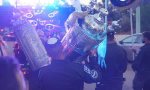 לזכר הלוחמים: ספרי תורה הוכנסו ליחידה