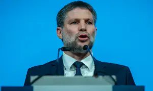 'He endangers the lives of half a million Jews'