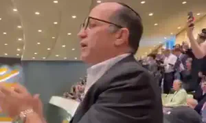 האב השכול שר באו"ם: "עם ישראל חי"