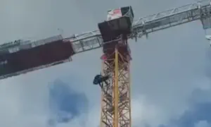 הפרמדיק טיפס 55 מטרים להציל את הפועל