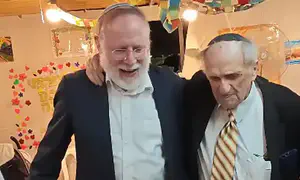 99-year-old Auschwitz survivor dances with Jerusalem yeshiva dean