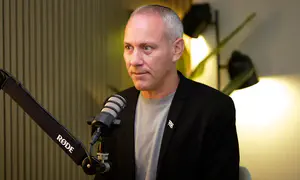 טרופר מציב את הקווים האדומים