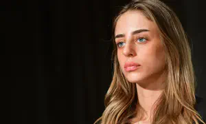 Mia Schem: ‘I came back, but I carry those who didn’t’