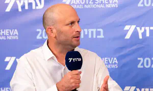 ח"כ קרויזר משחזר: "חטפתי בעיטות לראש"